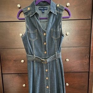 Classic Sleeveless Denim Dress
